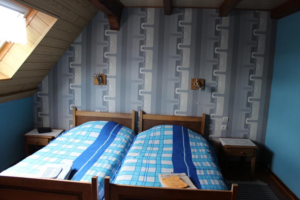 Chambres D'Hotes Au Vieux Moulin Entre Sarreguemine Et Bitche Rahling 客房 照片