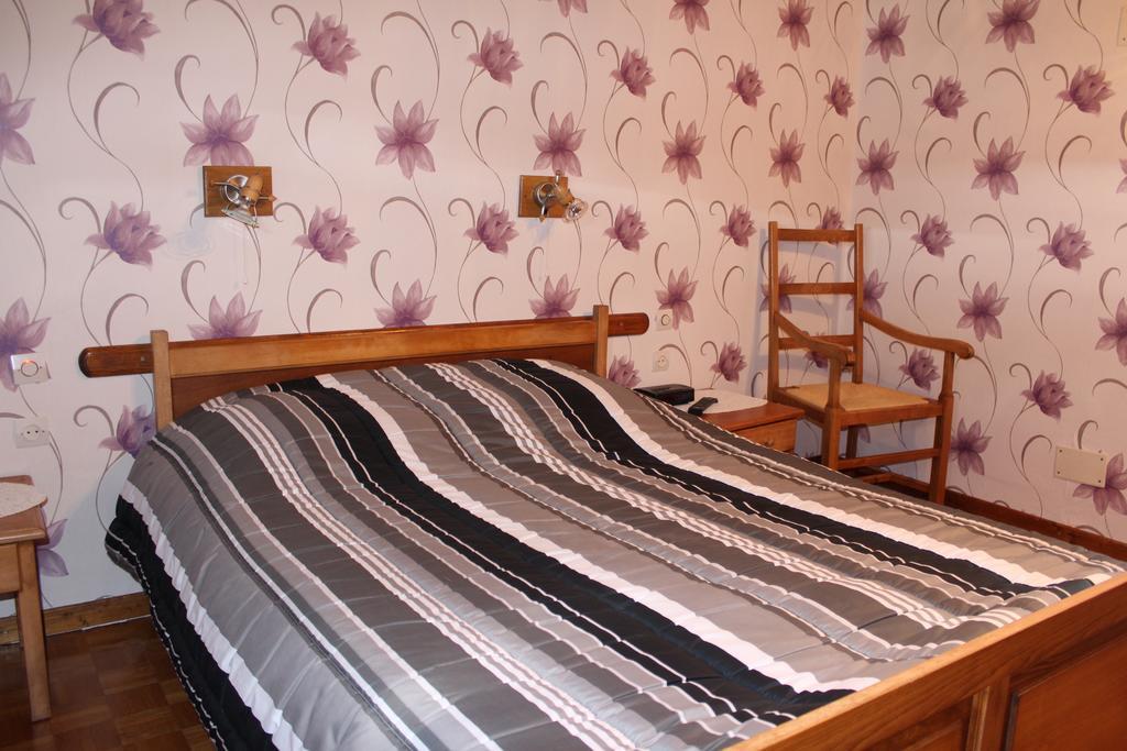 Chambres D'Hotes Au Vieux Moulin Entre Sarreguemine Et Bitche Rahling 客房 照片